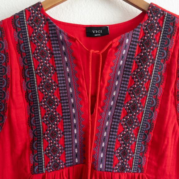 VICI Kells Cotton Embroidered Red Mini Dress Size Small - Picture 5 of 9